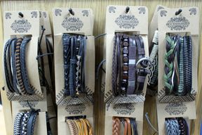 Paquets de Bracelets pour Hommes - Sombre (assortis)