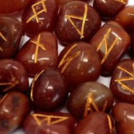 Pierres Runiques & Sachet -  Aventurine Rouge