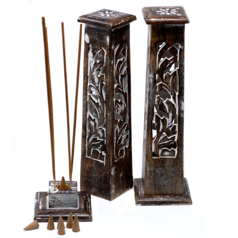 Tour Sculptée - Bois de manguier