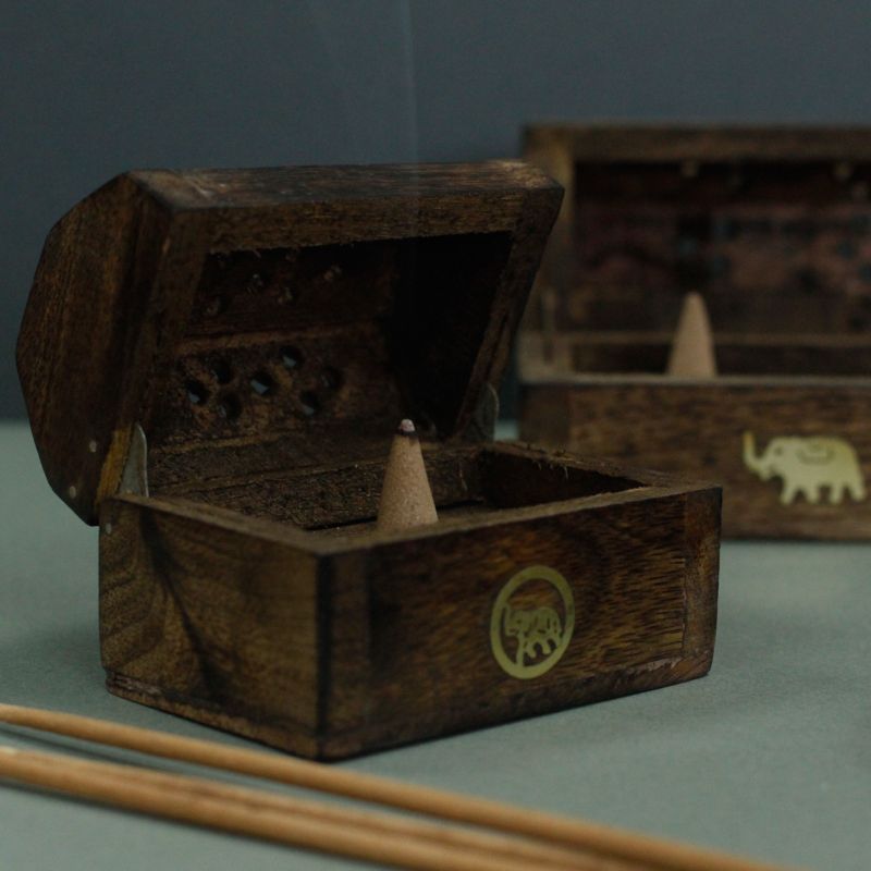 Petite Boite pour cones - bois de Manguier