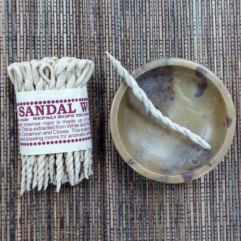 Cordes d'Encens aux Herbes Pures - Bois de Santal & Épices