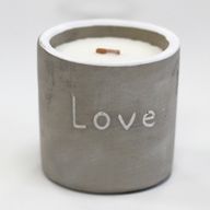 Bougie Béton Pot Moyen Love - Figue & Cassis