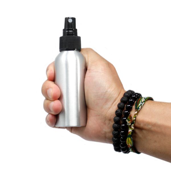 Bouteille en aluminium de 100 ml avec pompe noire