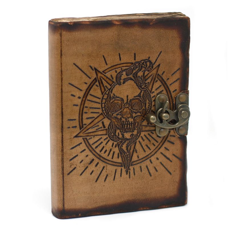 Carnet En Cuir Pentagramme et Crâne Avec Détails De Brûlures (7x5")