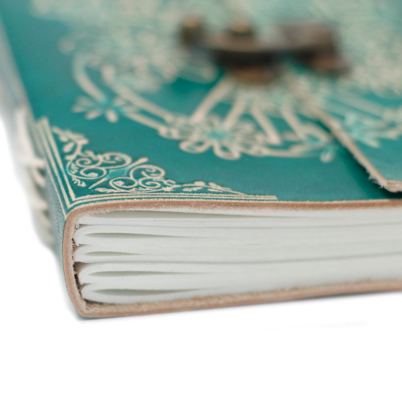 Carnet En Cuir Vert Havre De Paix Avec Verrou (7x5")