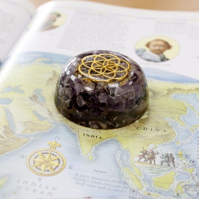 Presse-papiers Orgonite - Dôme Amethyste