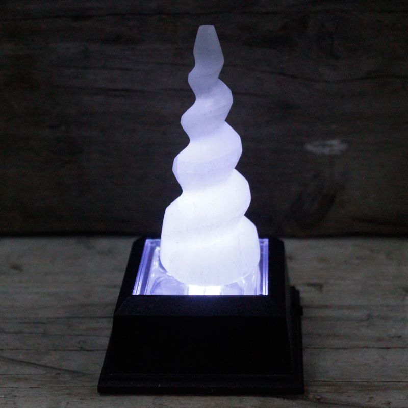 Tour Sélénite Spirale Licorne - 10 cm