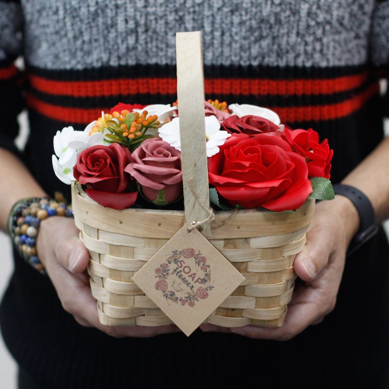 Bouquet Panier en Osier Large - Rouge
