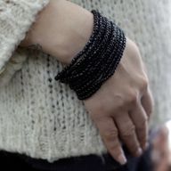 Bracelets multi-perles avec fermoir en Bois - Couleurs assorties