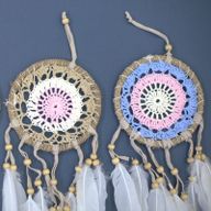 Attrape-rêves en macramé rose pastel 12cm (couleurs assorties)