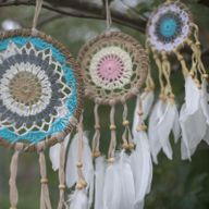Attrape-rêves en macramé rose pastel 12cm (couleurs assorties)