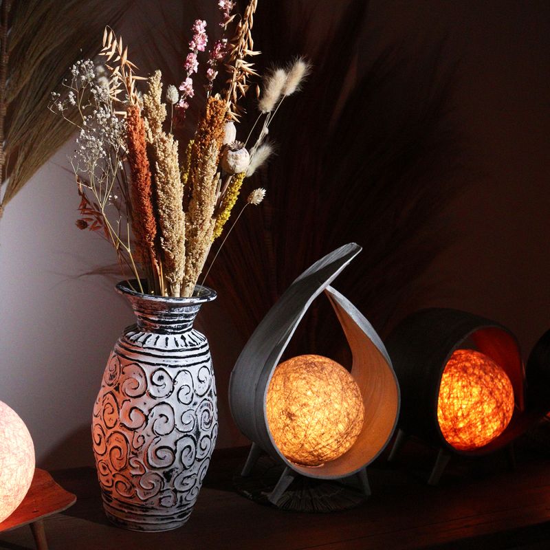 Lampe Naturelle en Noix de Coco - Enveloppe Grisée