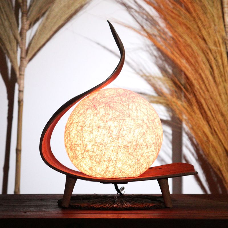 Lampe Naturelle en Noix de Coco - Torsion Chocolat