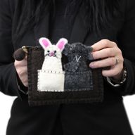 Pochette avec marionnettes à doigt - Eléphant et Souris