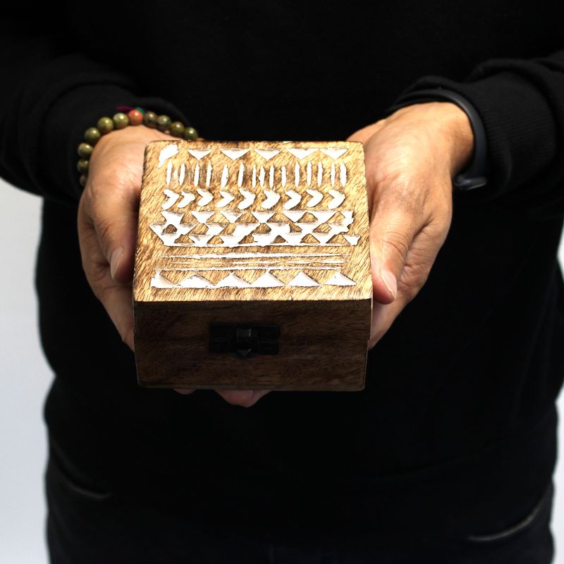 Boîte en Bois Délavée Blanc - 4x4 Design Aztec