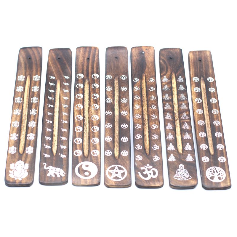 Porte-encens en Bois de Manguier Sculpté avec Finition Brûlée