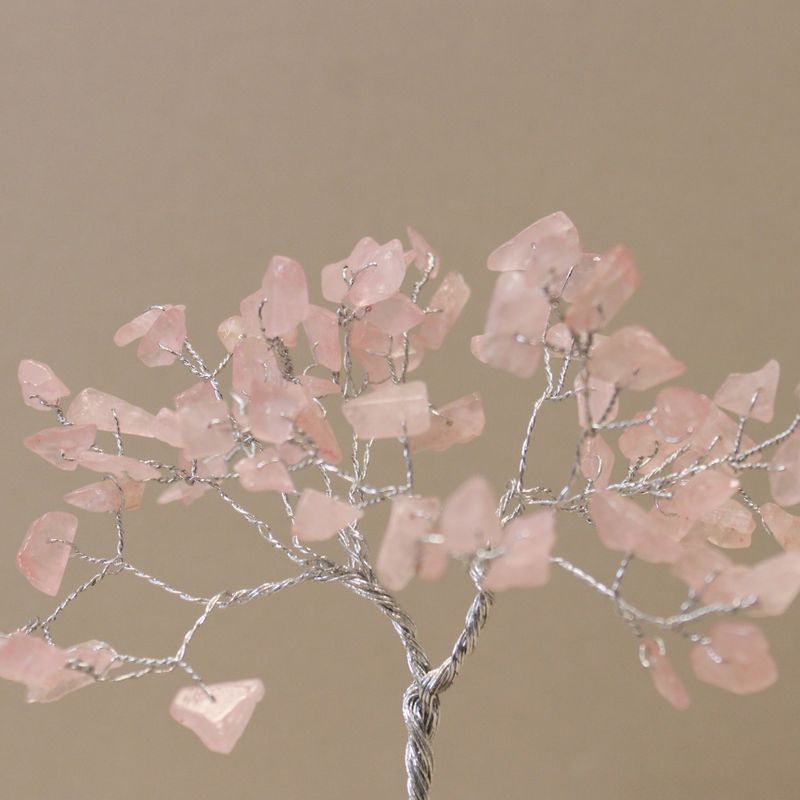Arbre de pierres précieuses avec base en Orgonite - 80 pierres - Quartz rose