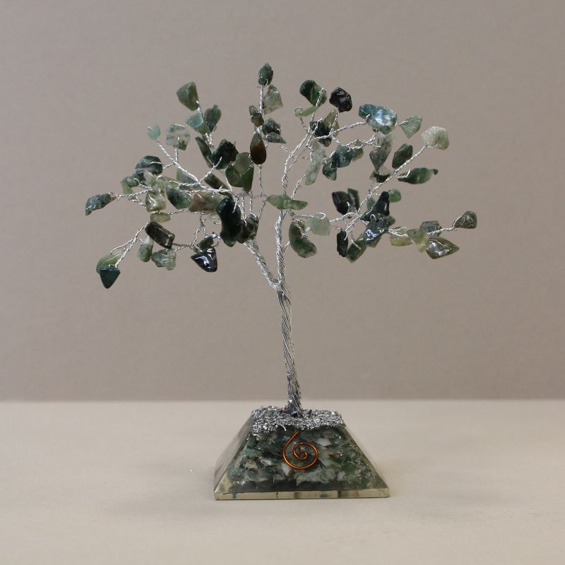 Arbre de pierres précieuses avec base en Orgonite - 80 pierres - Agate mousse