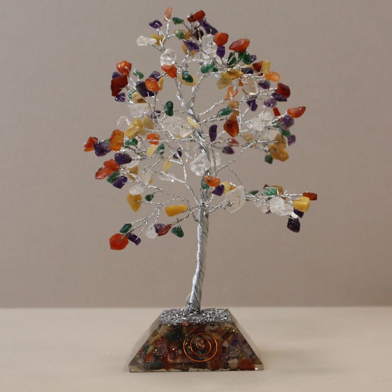Arbre de pierres précieuses avec base en Orgonite - 160 pierres - Multi