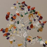 Arbre de pierres précieuses avec base en Orgonite - 160 pierres - Multi