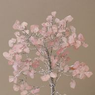 Arbre de pierres précieuses avec base en Orgonite - 160 pierres - Quartz rose