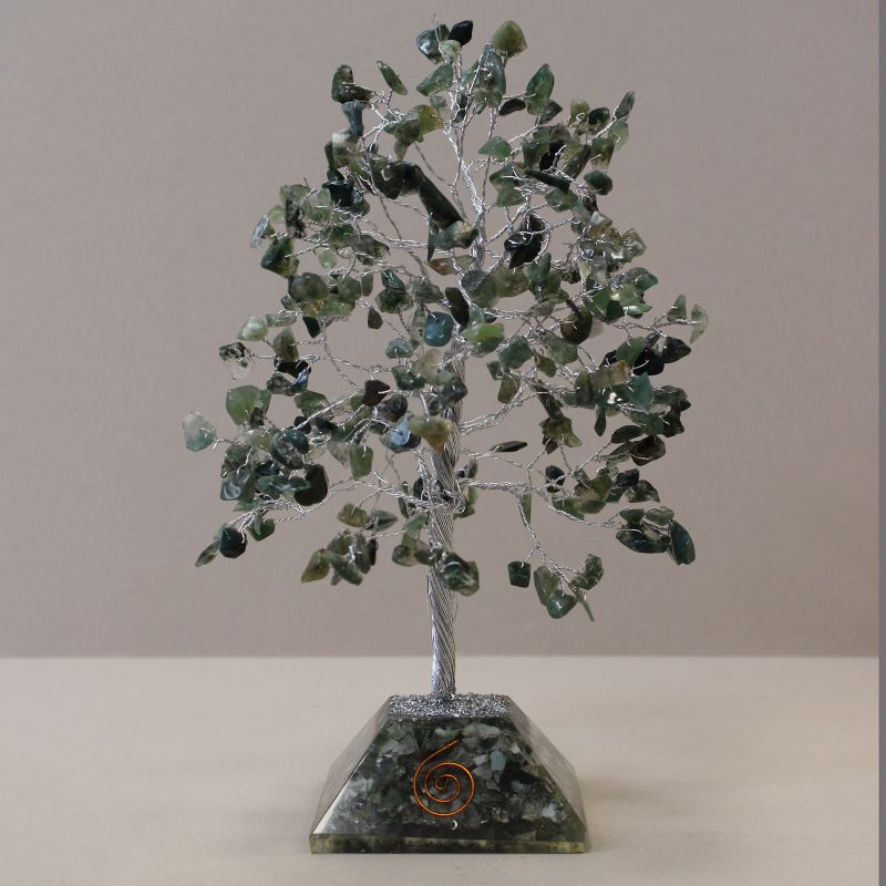 Arbre de pierres précieuses avec base en Orgonite - 320 pierres - Agate mousse