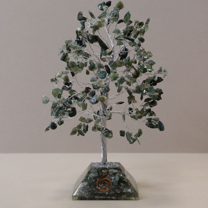 Arbre de pierres précieuses avec base en Orgonite - 320 pierres - Agate mousse