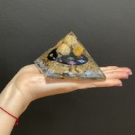 Pyramide Orgonite - Reiki Minuit - 70mm