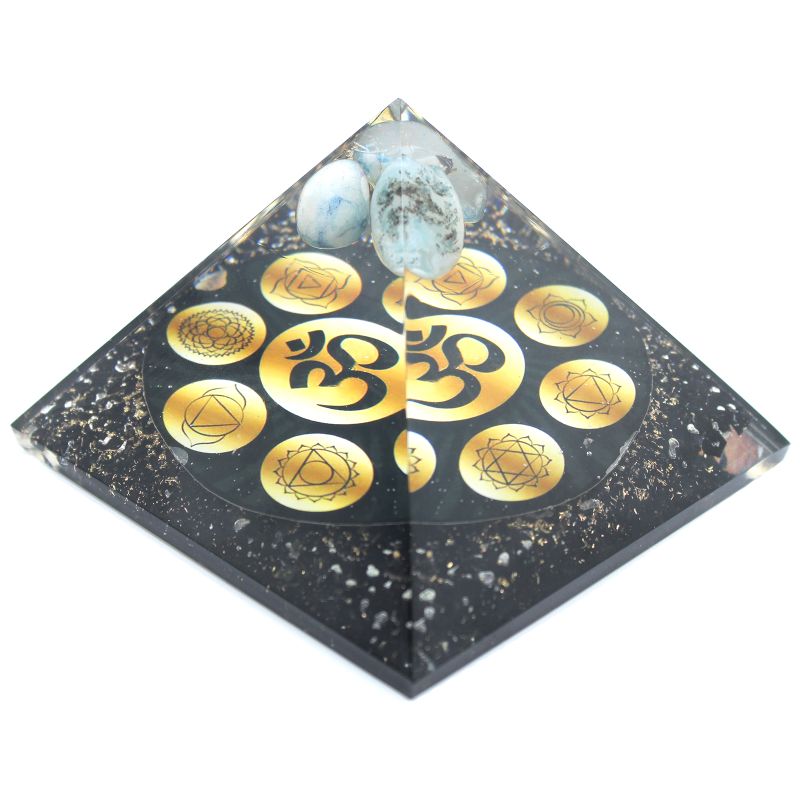 Pyramide Orgonite - Minuit Om Chakra - 90mm