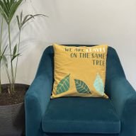 Housse de coussin en coton imprimé - We are Leaves - Jaune, bleu et naturel