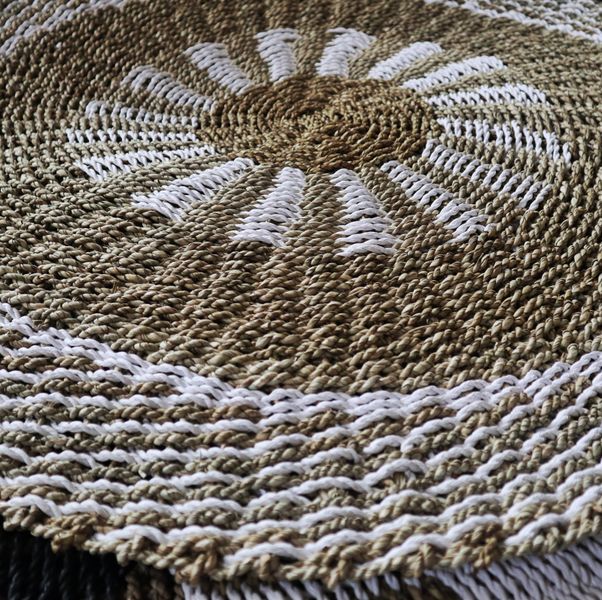 Tapis en Jonc de Mer Rond Blanc & Tan - Soleil Intérieur - 1m