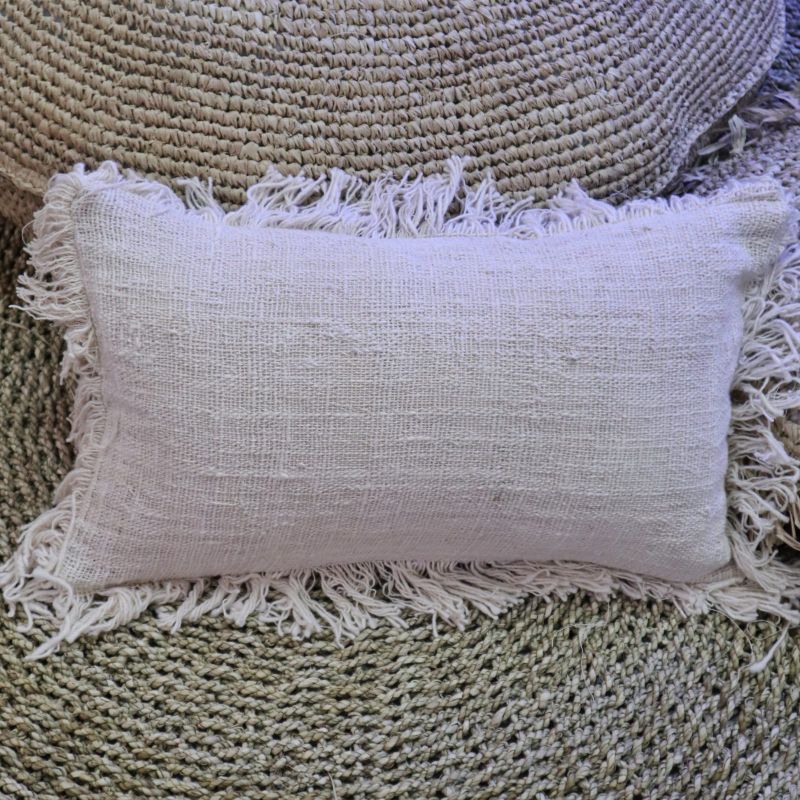 Coussin en lin 30x50cm avec frange