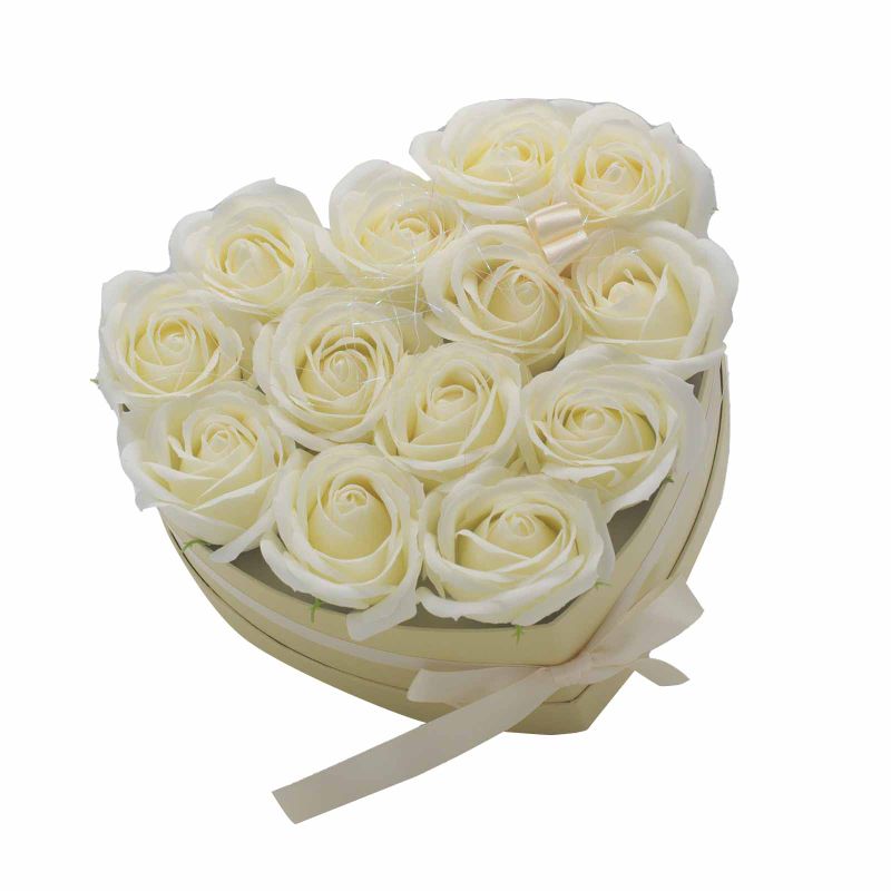 Bouquet Cadeau Fleur de Savon - 13 Roses Crème - Coeur