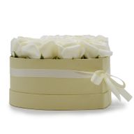 Bouquet Cadeau Fleur de Savon - 13 Roses Crème - Coeur