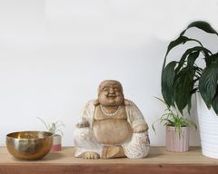 Statue de Bouddha Sculptée à la Main - 30cm Heureux - Blanchi