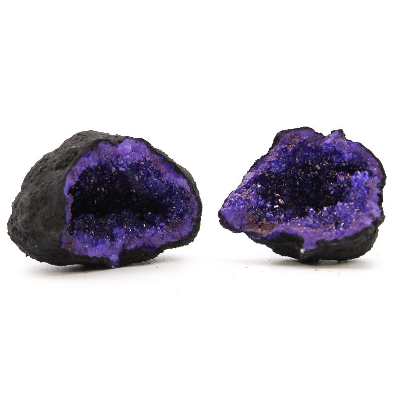 Géodes de calsite colorées - Roche noire - Bleue