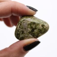 Pierres roulées Africaines moyennes - Flocon de neige Epidote