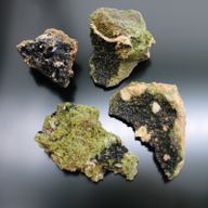 Spécimens Minéraux - Epidote (environ 10 pièces)