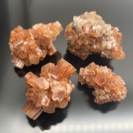 Spécimens minéraux - Aragonite (entre 20 et 60 pièces)