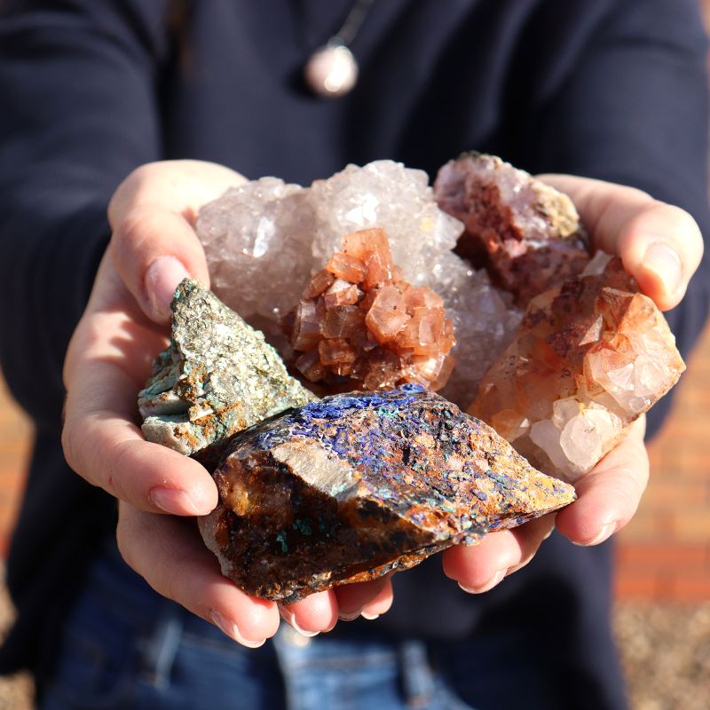 Spécimens minéraux - Chalcopyrite (environ 35 à 66 pièces)