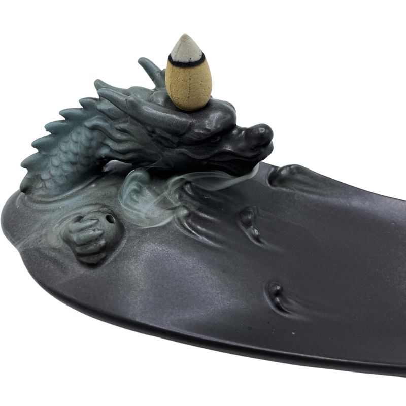 Brûleur d'Encens à Contre-Courant - Dragon dans une Piscine avec des Détails Surprenants