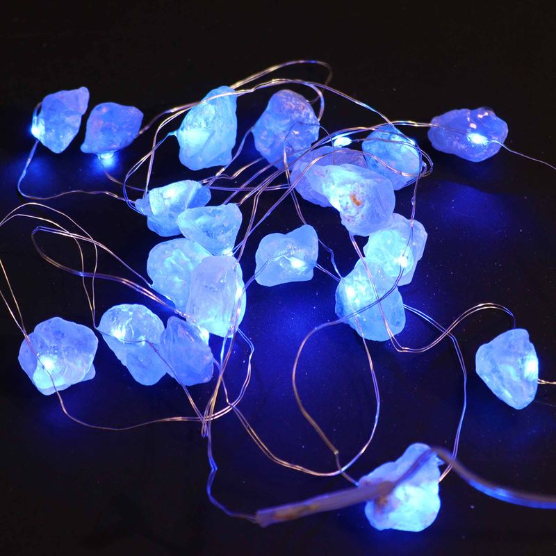 Lumières d'Enchantement en Pierres Précieuses - Celestite