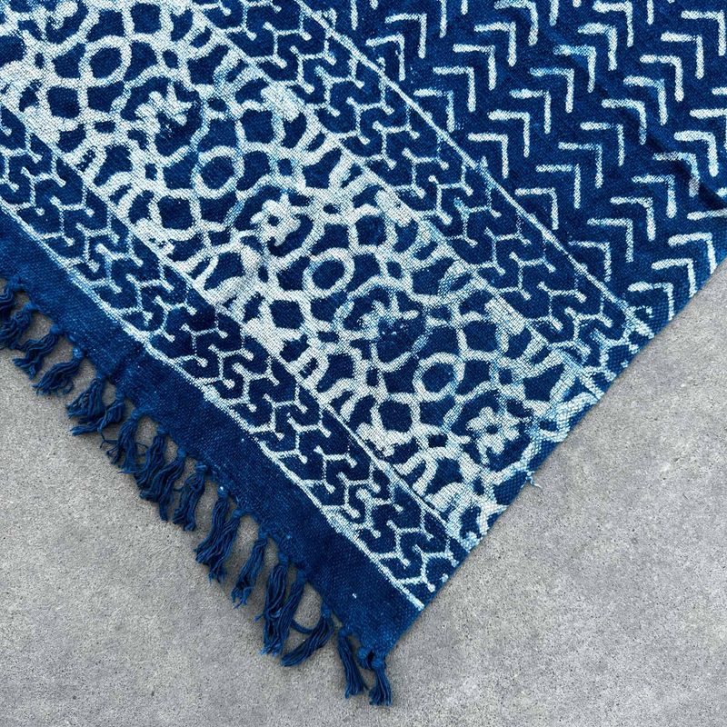Jeté de canapé/lit Indigo Fait main - 170x120cm - Flèches Seedha