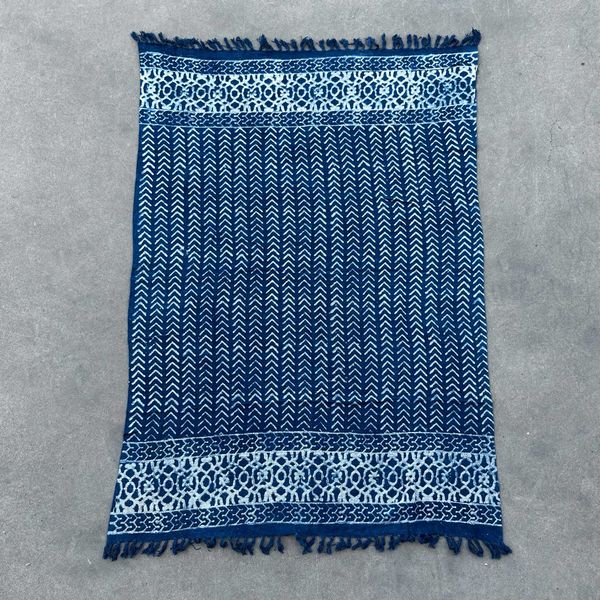 Jeté de canapé/lit Indigo Fait main - 170x120cm - Flèches Seedha