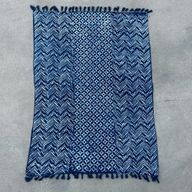 Jeté de canapé/lit Indigo Fait main - 170x120cm - Vagues de Namoona
