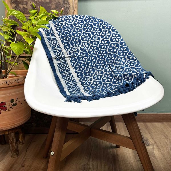 Jeté de canapé/lit Indigo Fait main - 170x60cm - Carreaux Madjid