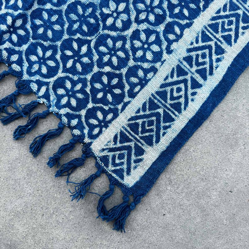 Jeté de canapé/lit Indigo Fait main - 170x60cm - Carreaux Madjid