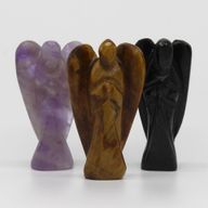 Ange en Pierre Précieuse Sculptée à la Main- Améthyste