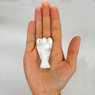 Ange en Pierre Précieuse Sculptée à la Main - Howlite Blanche