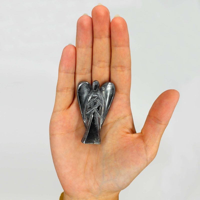 Ange en Pierre Précieuse Sculptée à la Main - Hématite